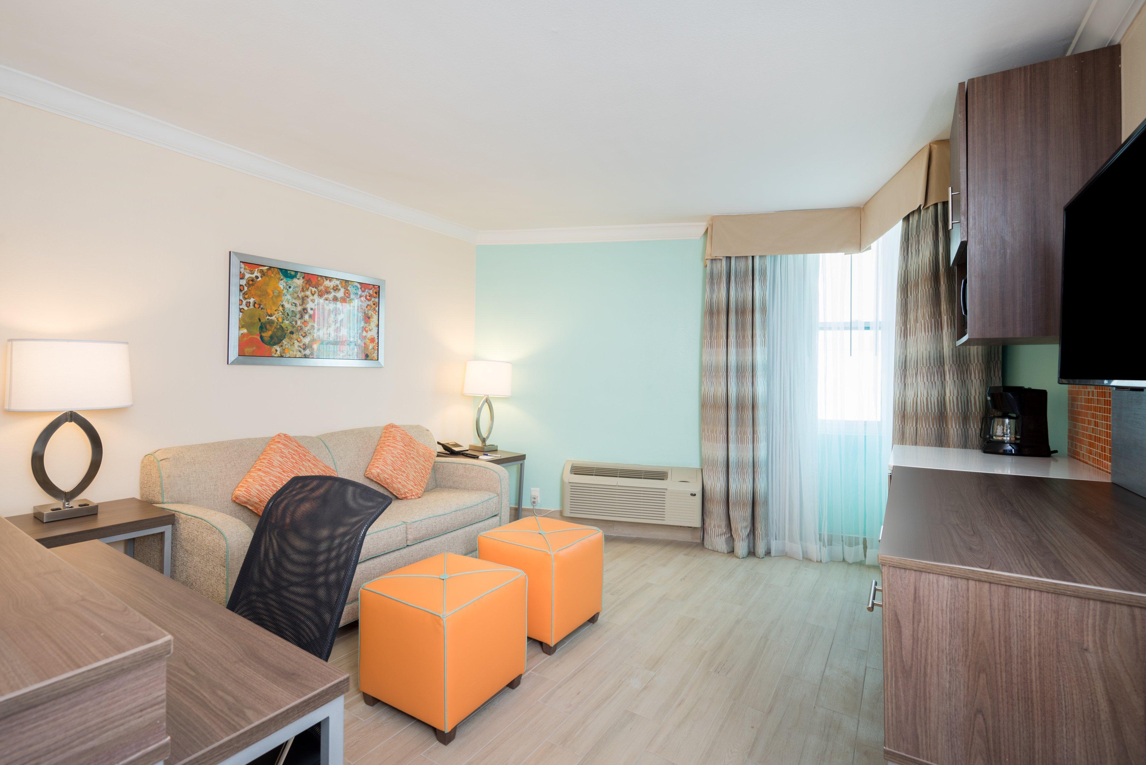 Holiday Inn Express & Suites Nassau By Ihg Bagian luar foto