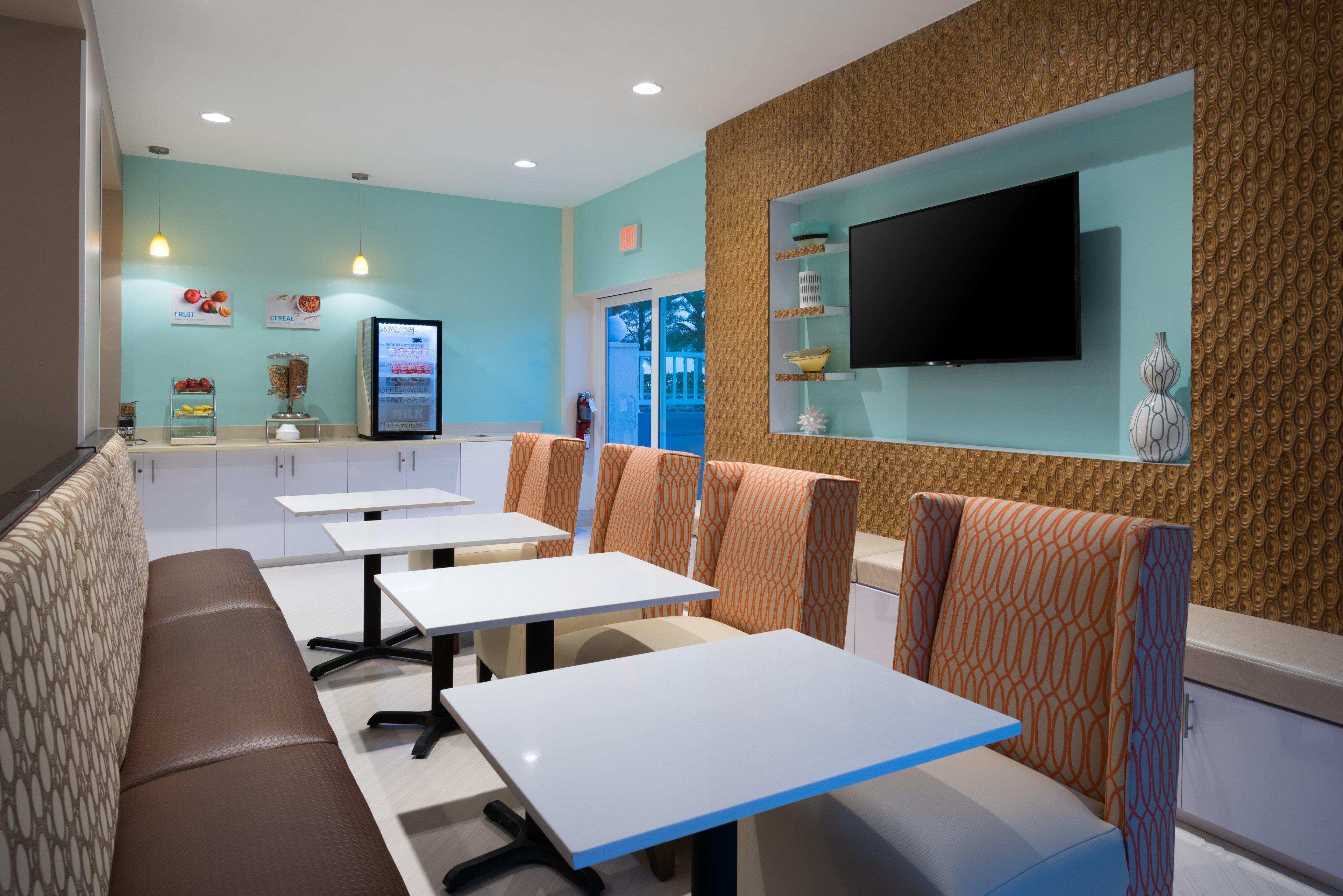 Holiday Inn Express & Suites Nassau By Ihg Bagian luar foto