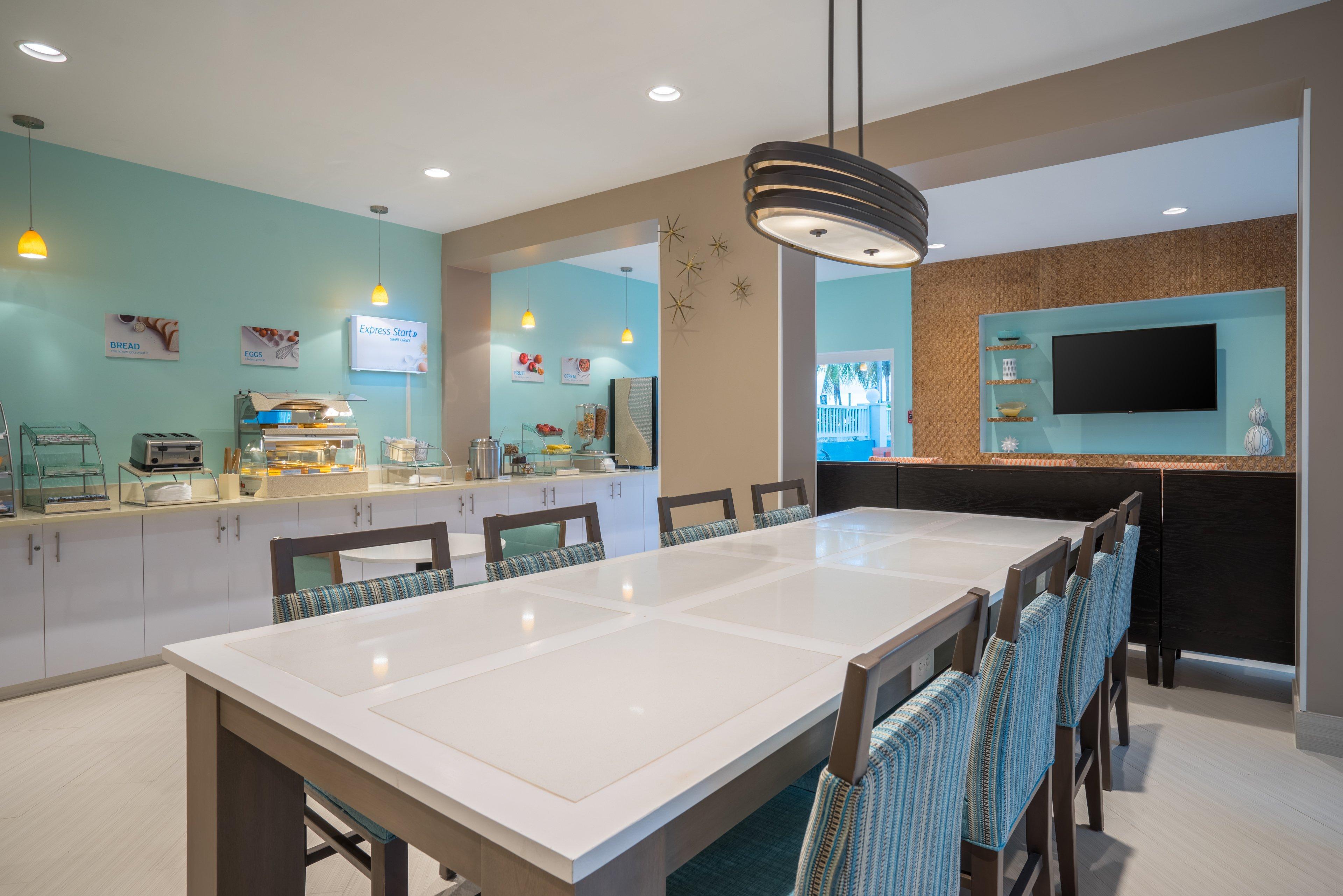 Holiday Inn Express & Suites Nassau By Ihg Bagian luar foto