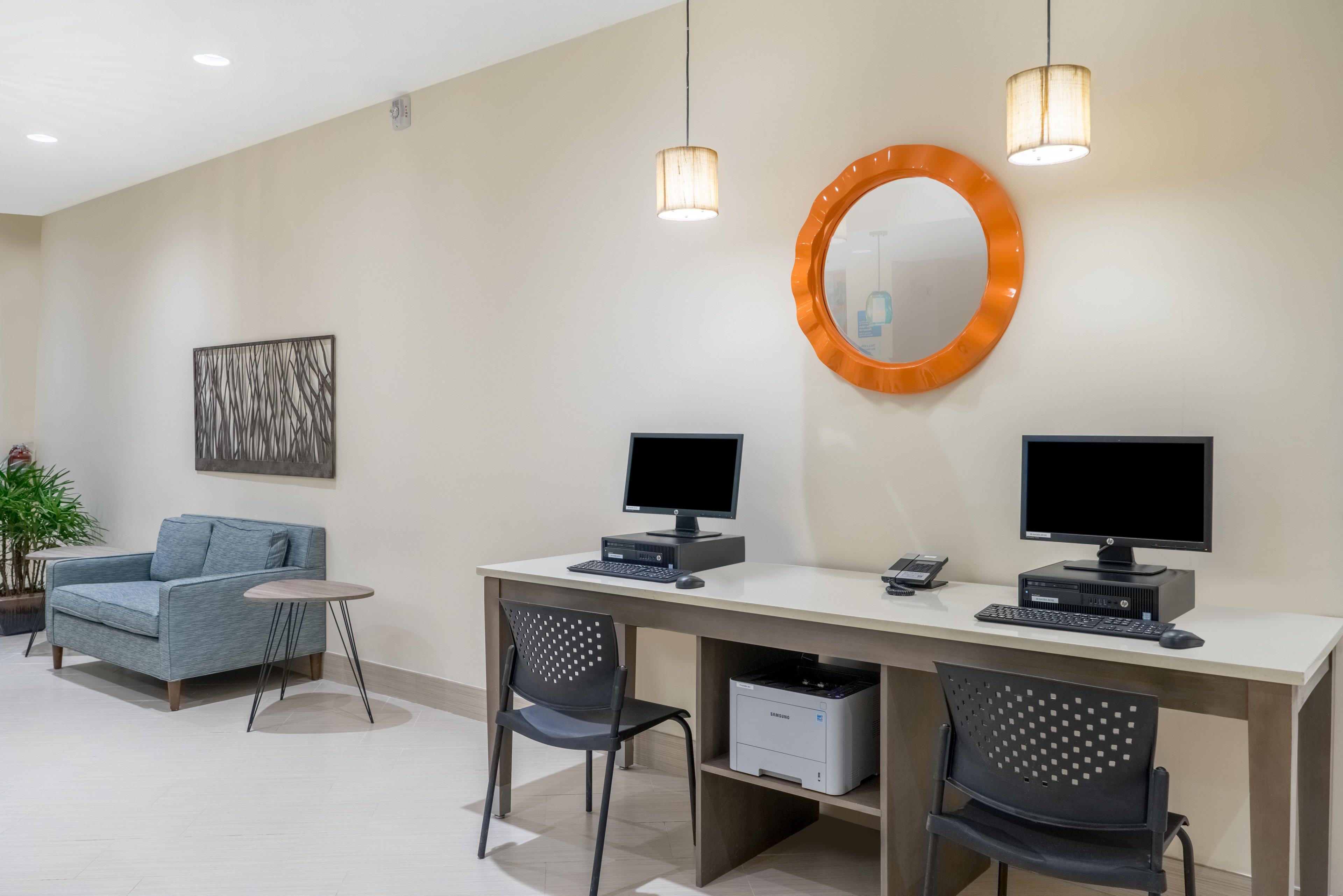 Holiday Inn Express & Suites Nassau By Ihg Bagian luar foto