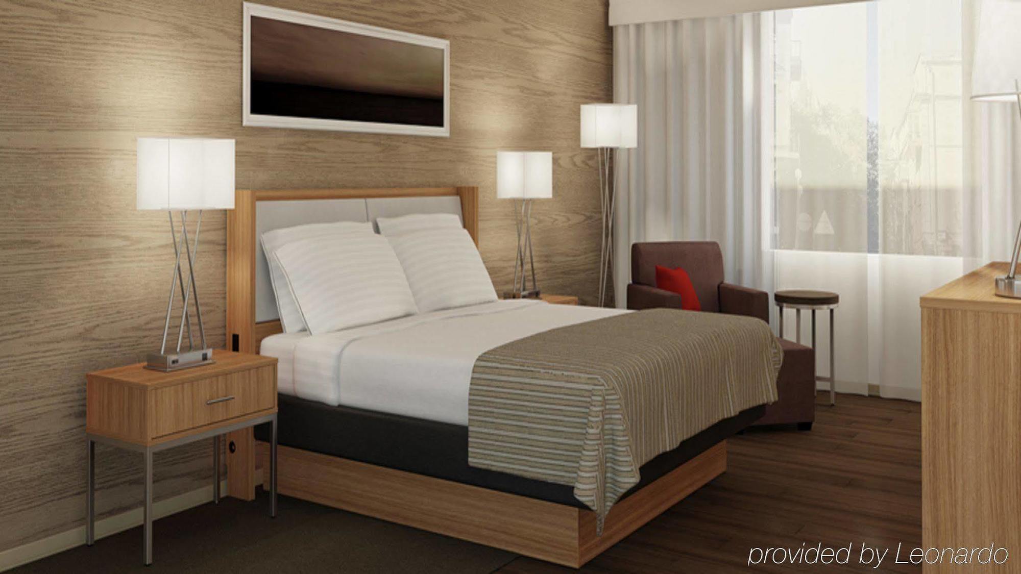 Holiday Inn Express & Suites Nassau By Ihg Bagian luar foto
